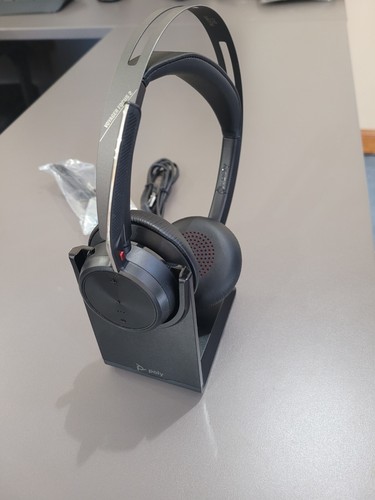 Poly plantronics voyager - plantronics,
