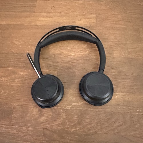 Poly plantronics voyager focus - poly,